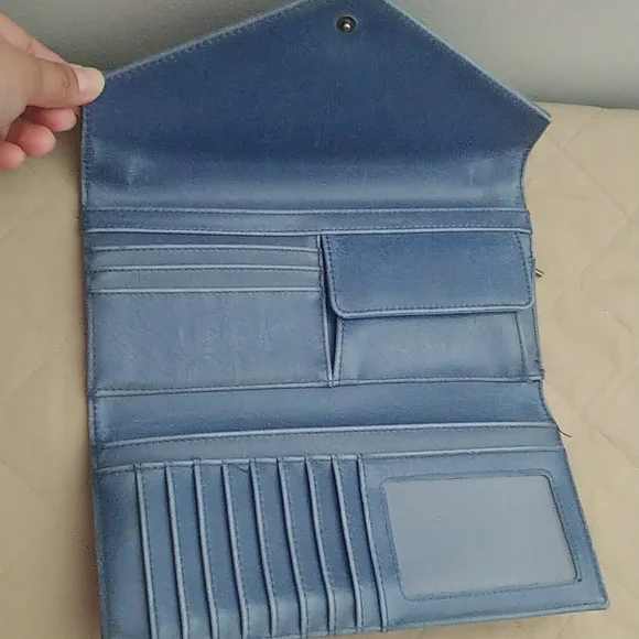 Matt & Nat Wallet - Picture 4 of 10